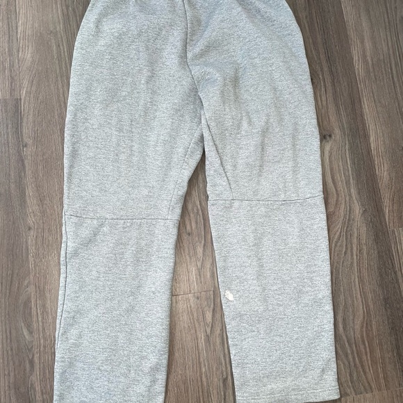 Nike grey Dri fit grey sweatpants - Picture 4 of 4